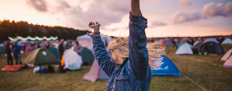 woman dancing at music festival