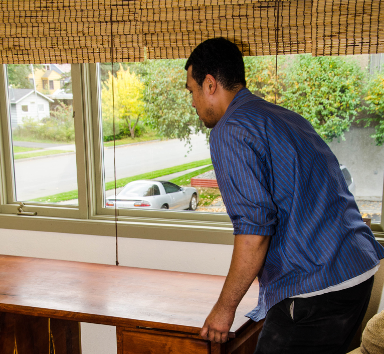 placing furniture in room